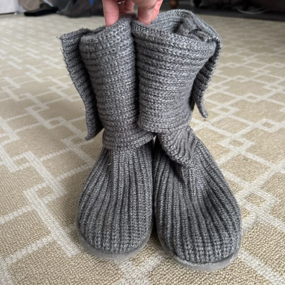 UGG Classic Tall Cardy Knit Sweater Boots Gray Cozy Winter Boho Boot Size 7
